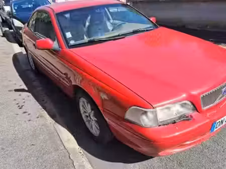 Volvo C70 2.4