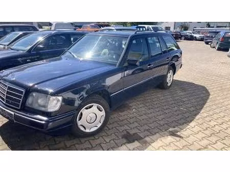 Mercedes-Benz Classe E E 220