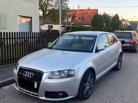 Audi A3 V6 3.2 250 quattro
