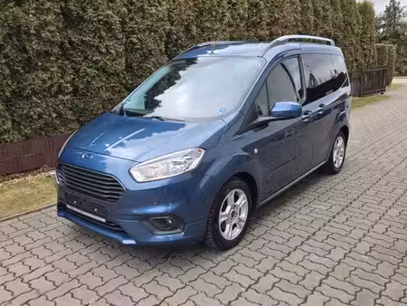 Ford Tourneo Courier 1.0 100 Titanium