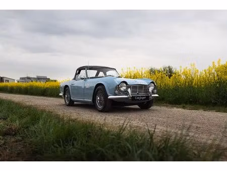 Triumph TR4 2.1