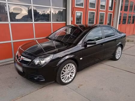 Opel Vectra 2.2 155