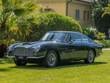 Aston Martin DB6 Vantage 4.0