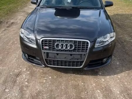 Audi A4 2.0 TDI 170 S line quattro