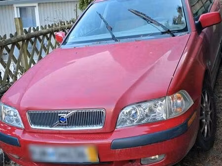 Volvo V40 