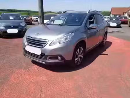 Peugeot 2008 1.2 PureTech 110 Crossway