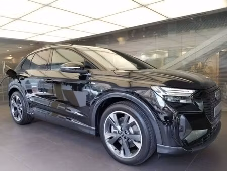 Audi Q4 e-tron 45 285 S line