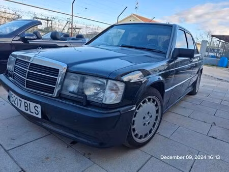 Mercedes-Benz 190 2.3 185