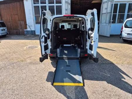Ford Transit 1.5 101