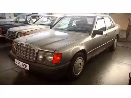 Mercedes-Benz Classe E 230 E 2.3