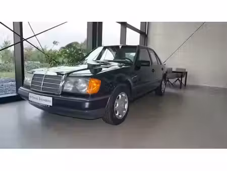 Mercedes-Benz Classe E E 260 V6 2.6