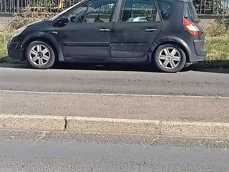Renault Scénic 1.9 dCi 120