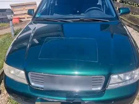 Audi A4 1.6 101