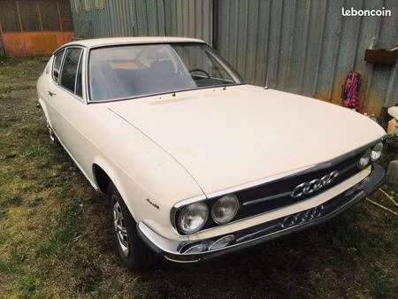 Audi 100 