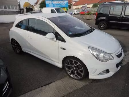 Opel Corsa OPC 1.6 192 OPC Line
