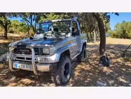 Toyota Land Cruiser 2.4 125