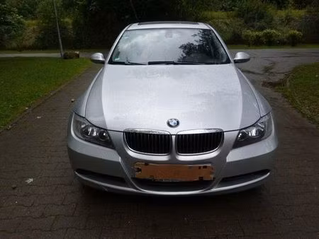 BMW Série 3 320i 2.0 150