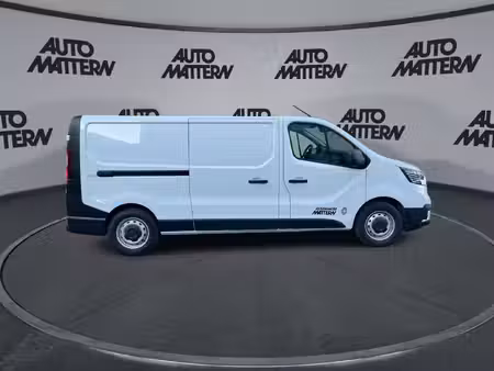 Renault Trafic E-Tech 120