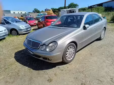 Mercedes-Benz Classe E E 200 2.1 150