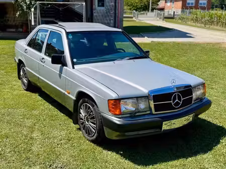 Mercedes-Benz 190 2.3