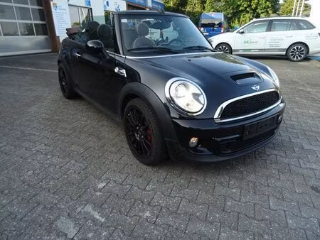 Mini Cabrio John Cooper Works 1.6 211