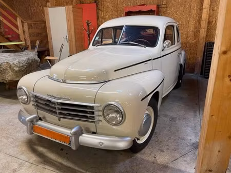 Volvo PV444 