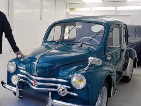 Renault 4CV