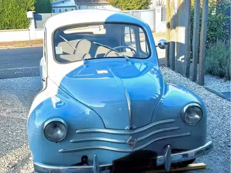 Renault 4CV