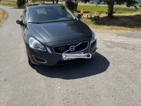 Volvo S60 D5 2.4 215