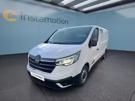 Renault Trafic E-Tech 120