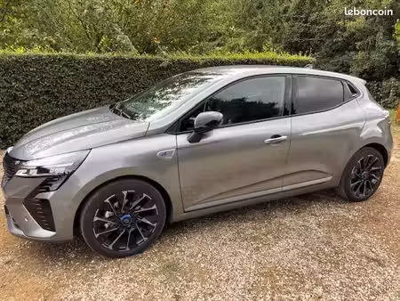 Renault Clio E-Tech 1.6 145 Esprit Alpine