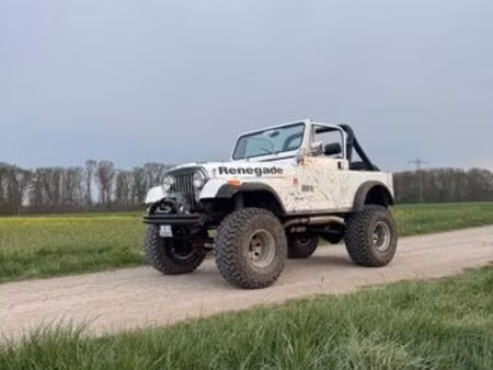 Jeep CJ7 