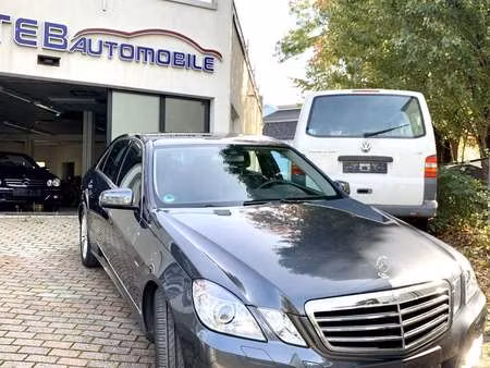 Mercedes-Benz Classe E E 200 2.0 184 Avantgarde