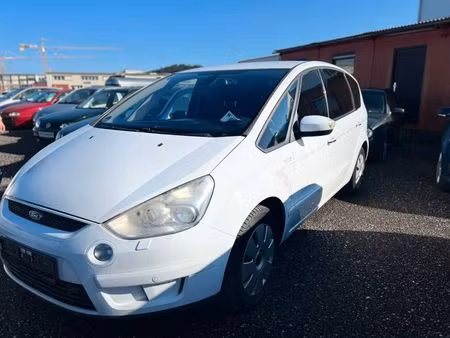 Ford S-Max Titanium S