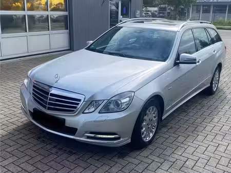 Mercedes-Benz Classe E E 350 V6 3.0 CDI 265 Elegance 4Matic