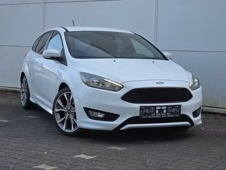 Ford Focus 1.5 182 ST Line