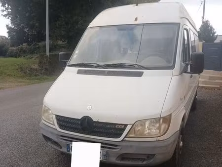 Mercedes-Benz Sprinter 211 2.2 109