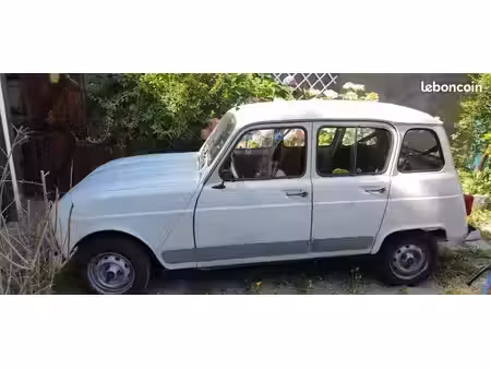 Renault R4 4L