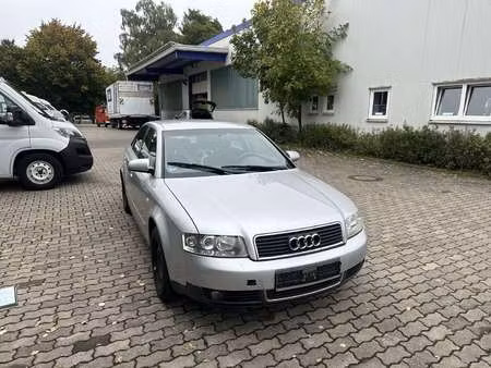 Audi A4 2.0 130