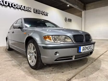 BMW Série 3 330i 170