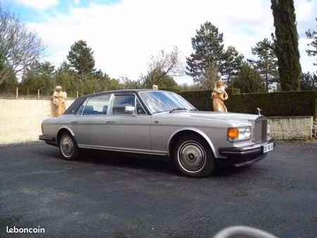 Rolls-Royce Silver Spur
