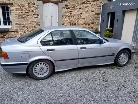 BMW Série 3 320i 2.0 150