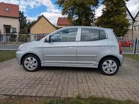 Kia Picanto 1.1 65 EX