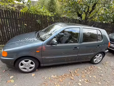 Volkswagen Polo 1.6 75 Base
