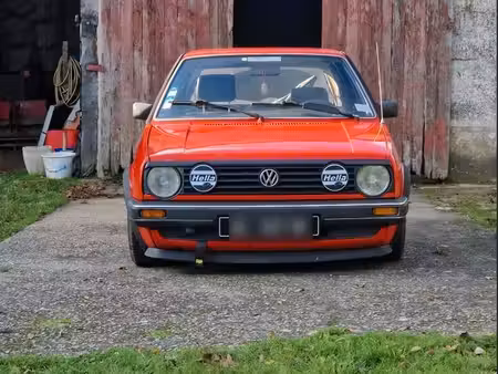 Volkswagen Golf 
