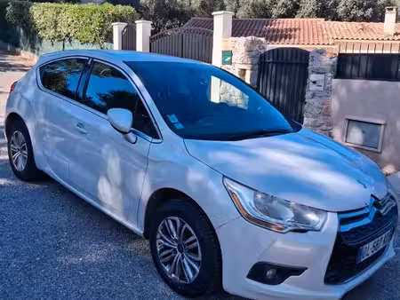 DS 4 1.6 HDi 115