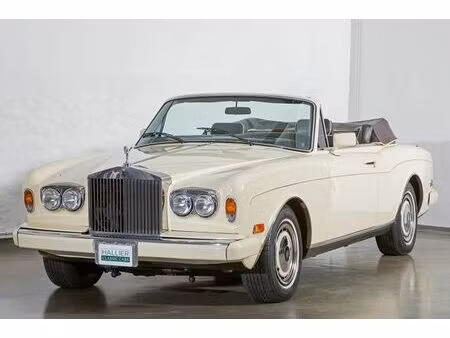 Rolls-Royce Corniche 