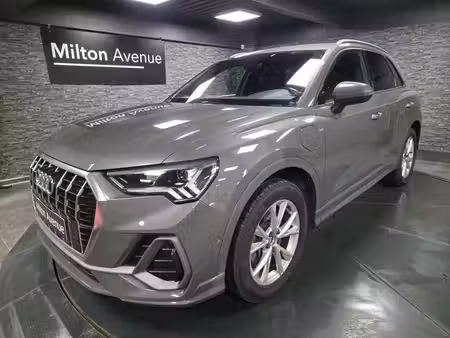 Audi Q3 45 TFSI 1.4 TFSI 150