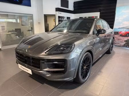 Porsche Cayenne V6 3.0 470 Black Edition