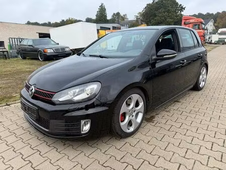 Volkswagen Golf GTI 2.0
